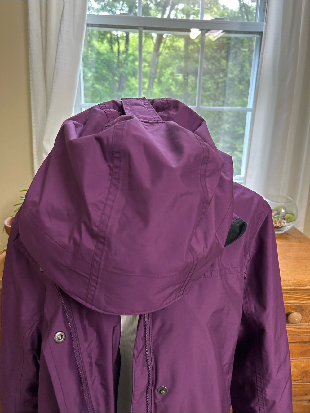 LL Bean Purple Women's Lightweight Rain Jacket size large - Picture 3 of 13